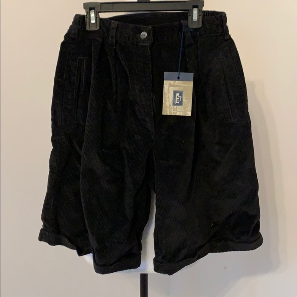 Vintage Woolrich Black Pleated Corduroy Shorts